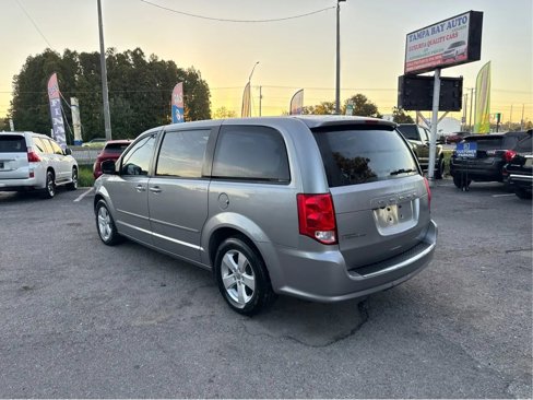Used 2016 Dodge Grand Caravan SE w/ Quick Order Package 29E SE image 7