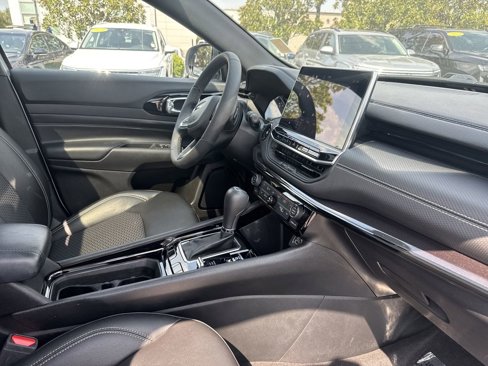 Used 2023 Jeep Compass Altitude w/ Sun and Sound Group image 18