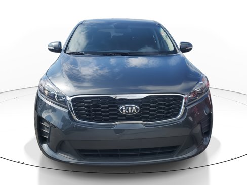 Used 2020 Kia Sorento LX image 2