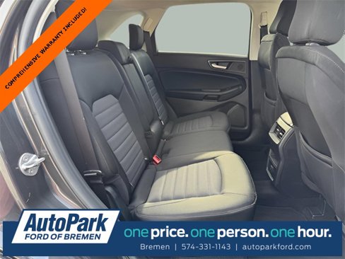 Used 2020 Ford Edge SE image 13