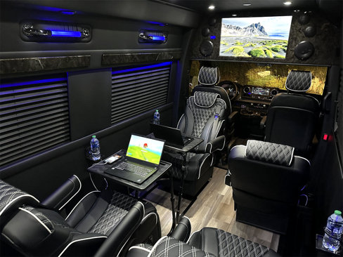 Used 2023 Mercedes-Benz Sprinter 3500 image 35