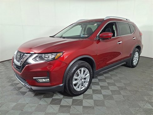 Used 2018 Nissan Rogue SV w/ Premium Package image 6