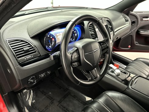Used 2017 Chrysler 300 S image 15