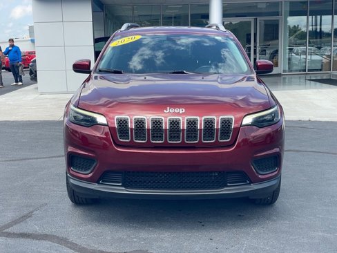 Used 2020 Jeep Cherokee Latitude w/ Cold Weather Group image 2