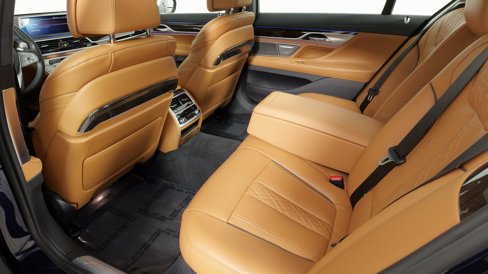 Used 2020 BMW 740i xDrive w/ Interior Design Package image 38