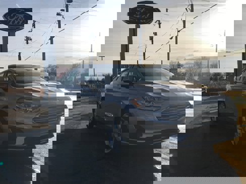 Used 2020 Ford Fusion w/ Ready For The Road Package image 2