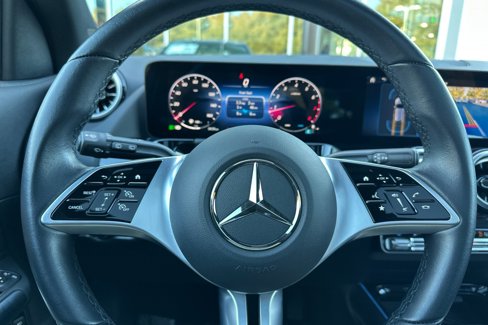 Certified 2024 Mercedes-Benz GLA 250 4MATIC image 24
