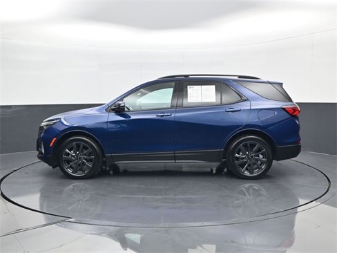 Used 2022 Chevrolet Equinox RS w/ Infotainment Package image 8