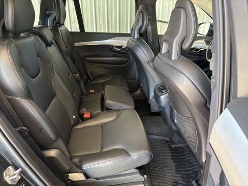Used 2022 Volvo XC90 T5 Momentum w/ Climate Package image 14