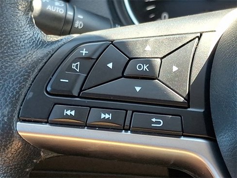 Used 2019 Nissan Rogue SL image 20