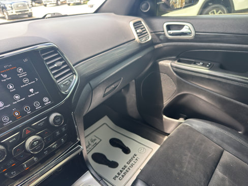 Used 2021 Jeep Grand Cherokee Laredo X image 27