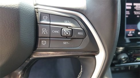 Certified 2021 Jeep Grand Cherokee L Laredo image 10