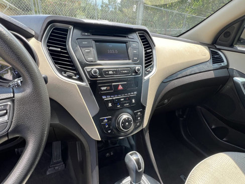 Used 2018 Hyundai Santa Fe Sport image 16
