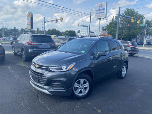 Used 2020 Chevrolet Trax LT w/ Driver Confidence Package image 2