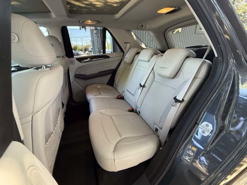 Used 2015 Mercedes-Benz ML 350 2WD image 4