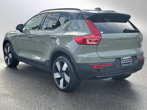 Certified 2023 Volvo XC40 Recharge Ultimate w/ Protection Package Premier image 11