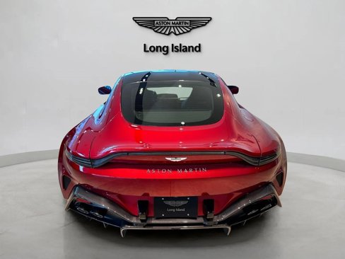 New 2025 Aston Martin V8 Vantage Coupe image 5
