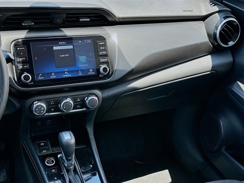 Certified 2024 Nissan Kicks SV image 20