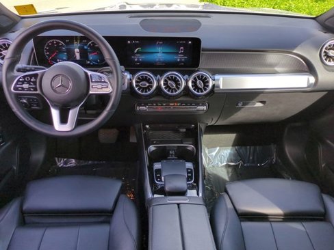 Used 2020 Mercedes-Benz GLB 250 image 13