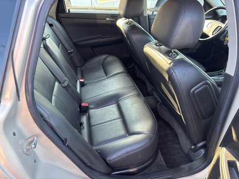 Used 2012 Chevrolet Impala LTZ image 22