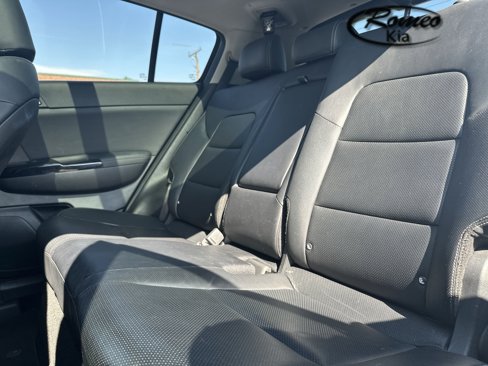 Used 2021 Kia Sportage EX w/ EX Technology Package image 30