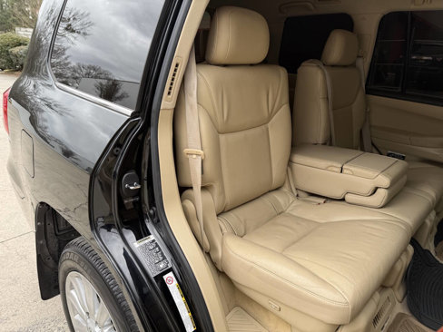 Used 2009 Lexus LX 570 4WD image 18