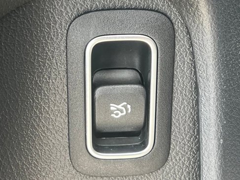 Certified 2022 Mercedes-Benz GLA 250 4MATIC image 28
