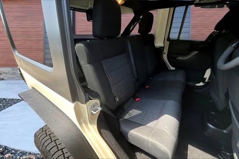 Used 2011 Jeep Wrangler Unlimited Sport image 23