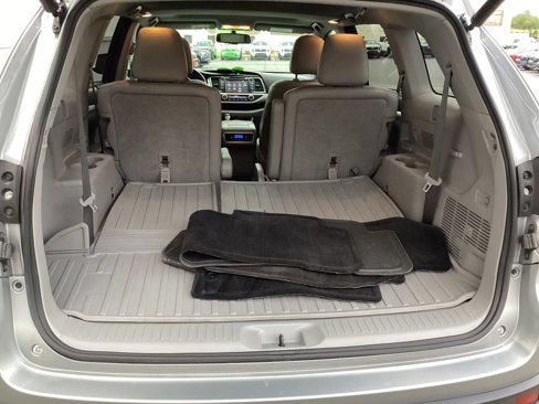 Used 2016 Toyota Highlander XLE image 20