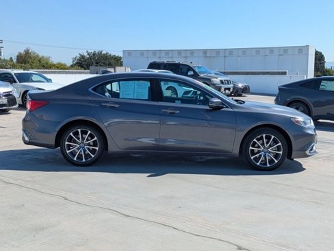 Used 2018 Acura TLX V6 image 4