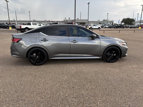 Used 2023 Nissan Sentra SR w/ Midnight Edition Package image 2