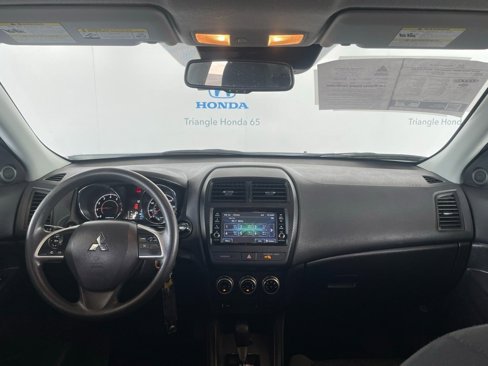 Used 2023 Mitsubishi Outlander Sport ES image 5