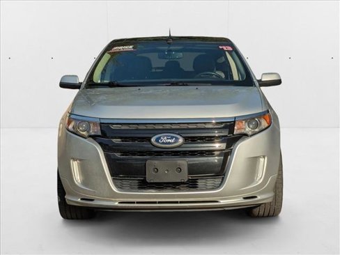 Used 2013 Ford Edge Sport w/ Driver Entry Pkg image 2