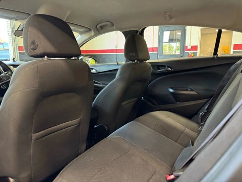Used 2016 Chevrolet Cruze LT w/ Convenience Package image 20