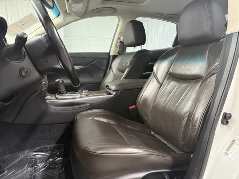 Used 2011 INFINITI M56 x w/ Deluxe Touring Pkg image 10