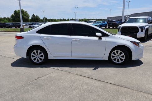 Used 2022 Toyota Corolla LE image 20