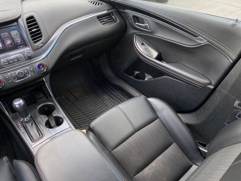 Used 2016 Chevrolet Impala LT image 16