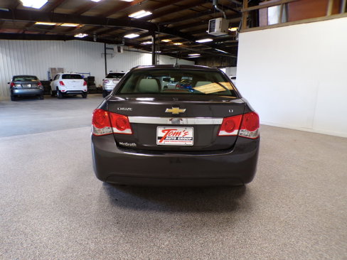 Used 2016 Chevrolet Cruze LT image 4