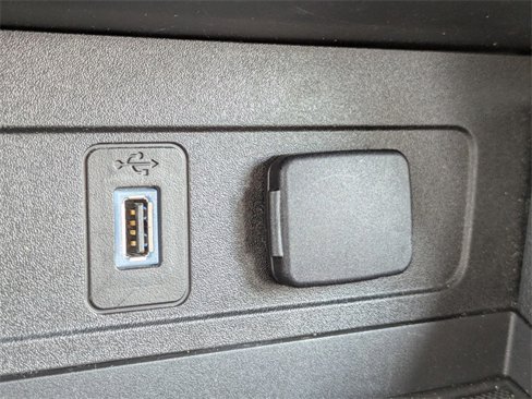Used 2019 Ford Escape SEL image 23