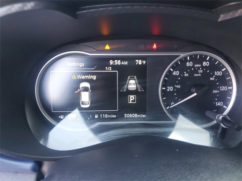 Used 2023 Nissan Versa SV image 19