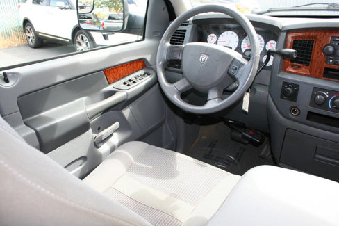 Used 2006 Dodge Ram 1500 Truck SLT image 18