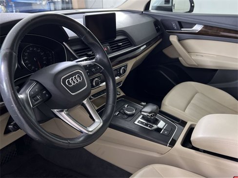 Used 2019 Audi Q5 2.0T Premium w/ Convenience Package image 28