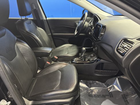 Used 2020 Jeep Compass Limited image 23