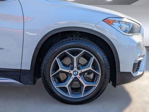 Used 2018 BMW X1 xDrive28i image 12