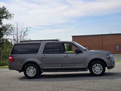 Used 2011 Ford Expedition EL XLT image 8
