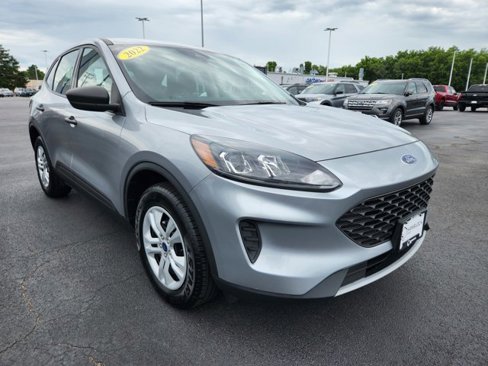 Used 2022 Ford Escape S image 1