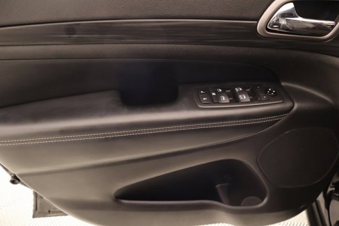 Used 2021 Jeep Grand Cherokee Freedom Edition image 16