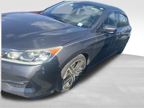 Used 2016 Honda Accord Sport image 2