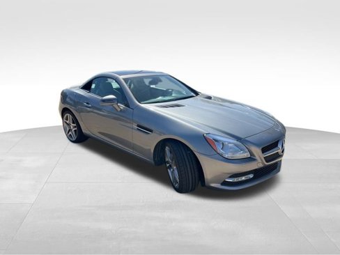 Used 2015 Mercedes-Benz SLK 250 image 1