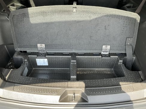 Used 2017 GMC Acadia SLE image 23
